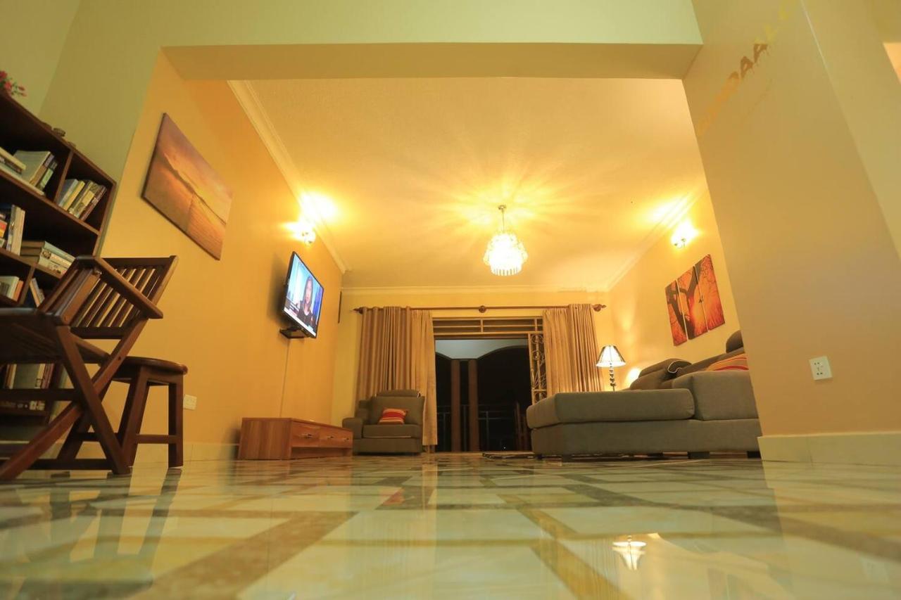 Precious Villas Lubowa Εξωτερικό φωτογραφία